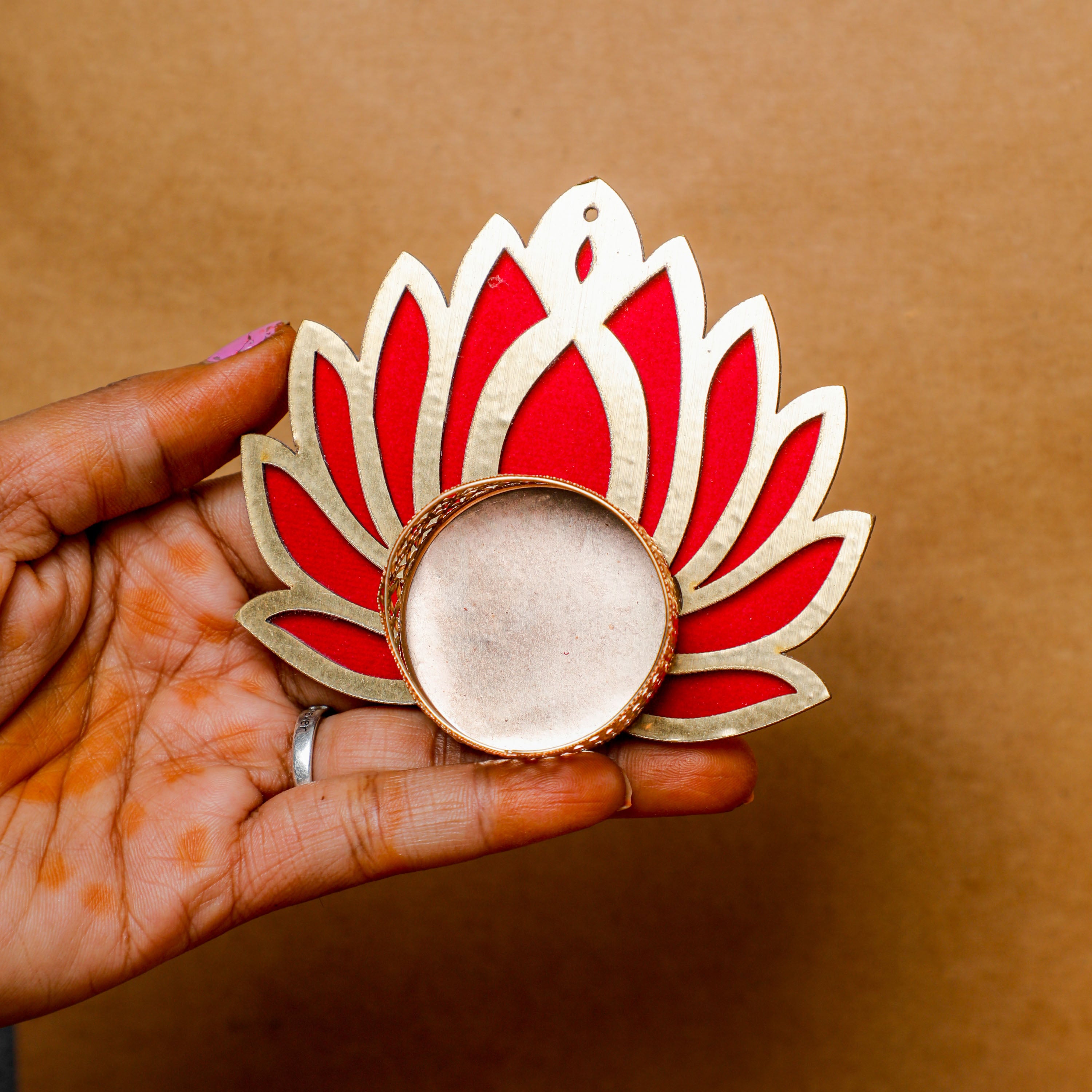 These candles can be placed in multiple corners of your house to elevate the ambience